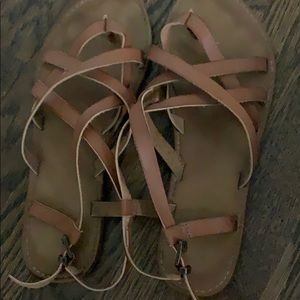 Cute everyday sandals!!
